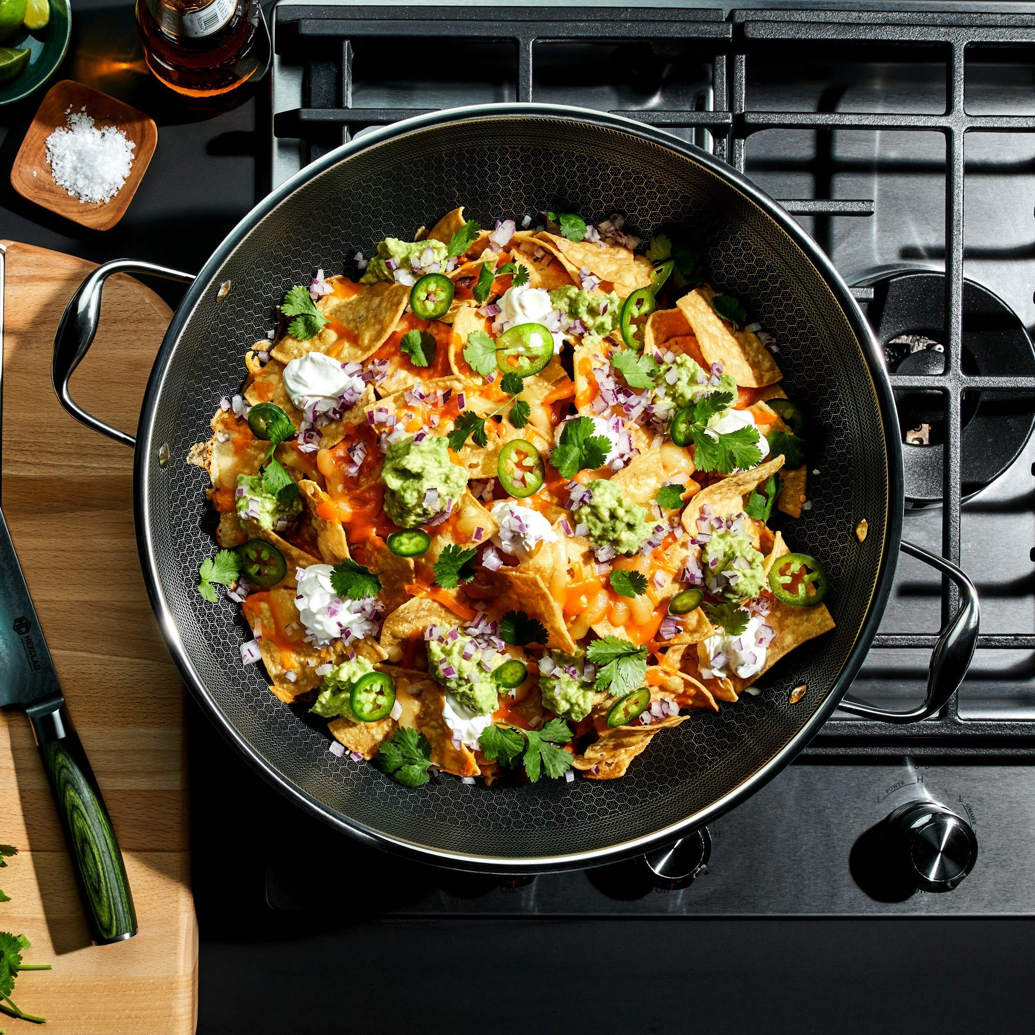 Hybrid Wok with Lid, 14"